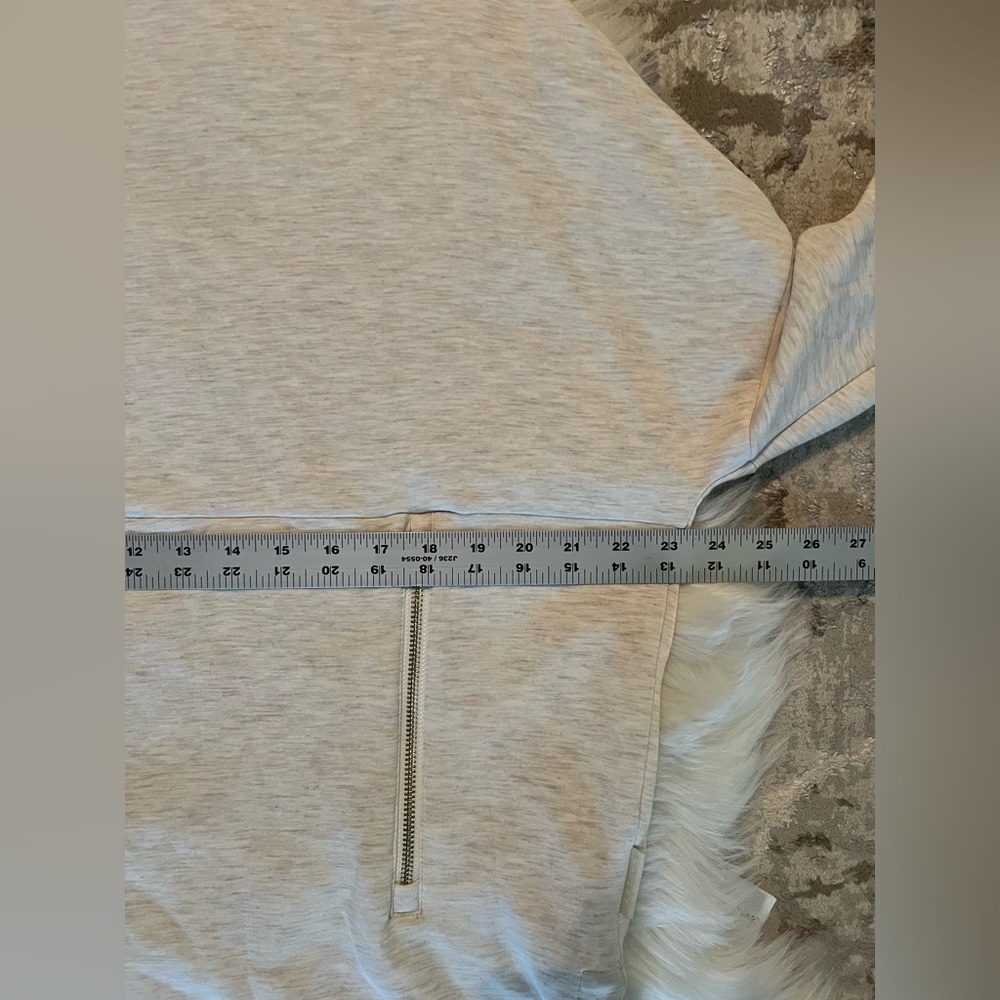 Varley bay sweat double face long sleeve sweater size small New without tags - Picture 12 of 13